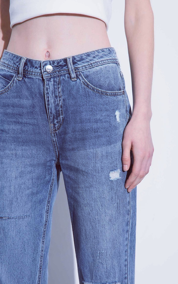 How To Style Low-rise Jeans