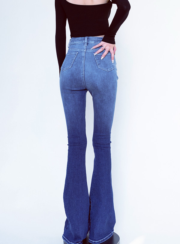 Why Are High-rise Jeans So Uncomfortable