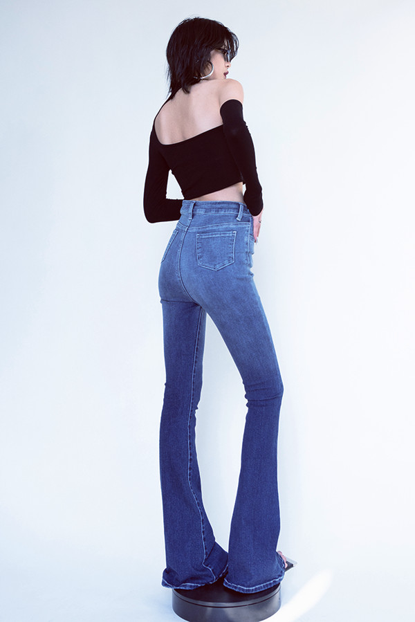 Why Are High-rise Jeans So Uncomfortable