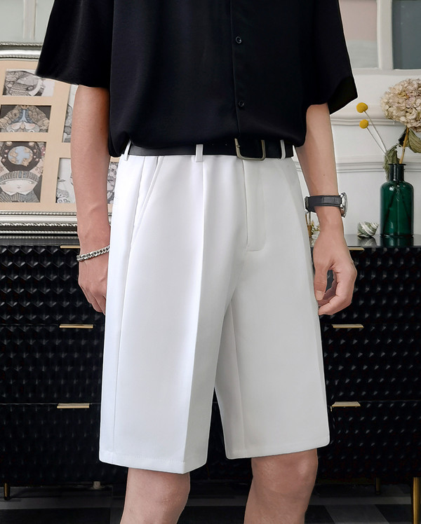 What To Wear With White Shorts For Guys 