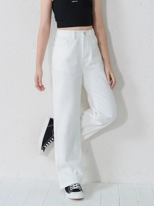 Are White Jeans in Style