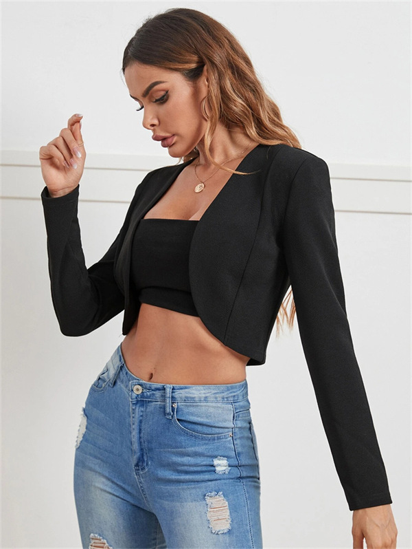 Are Cropped Blazers In Style