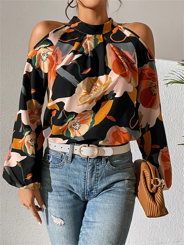 Are Cold Shoulder Tops Still in Style