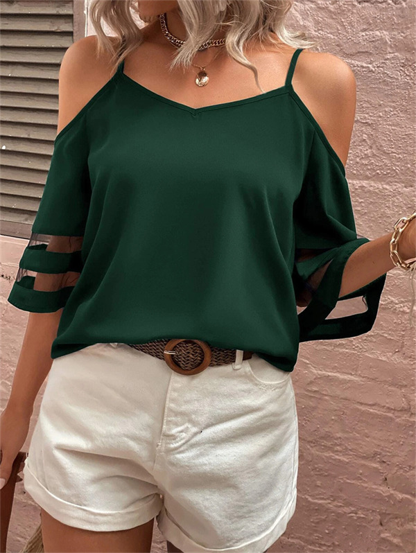 Are Cold Shoulder Tops Still in Style