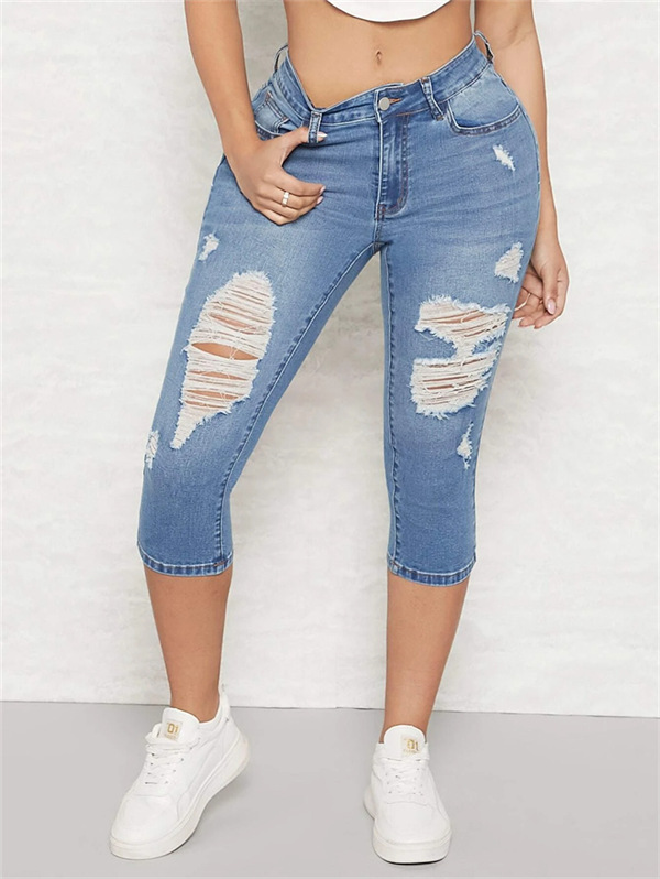 Are Distressed Jeans Still in Style 