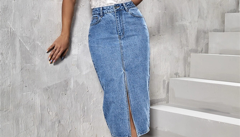 Are Long Denim Skirts in Style