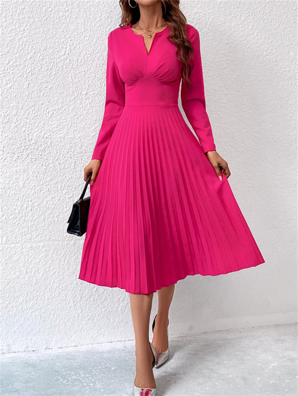 Are Pleated Dresses in Style 