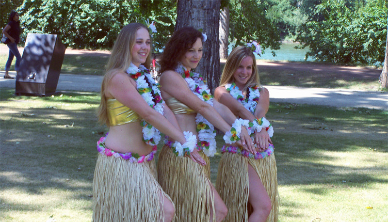 Is Wearing a Hula Skirt Cultural Appropriation?